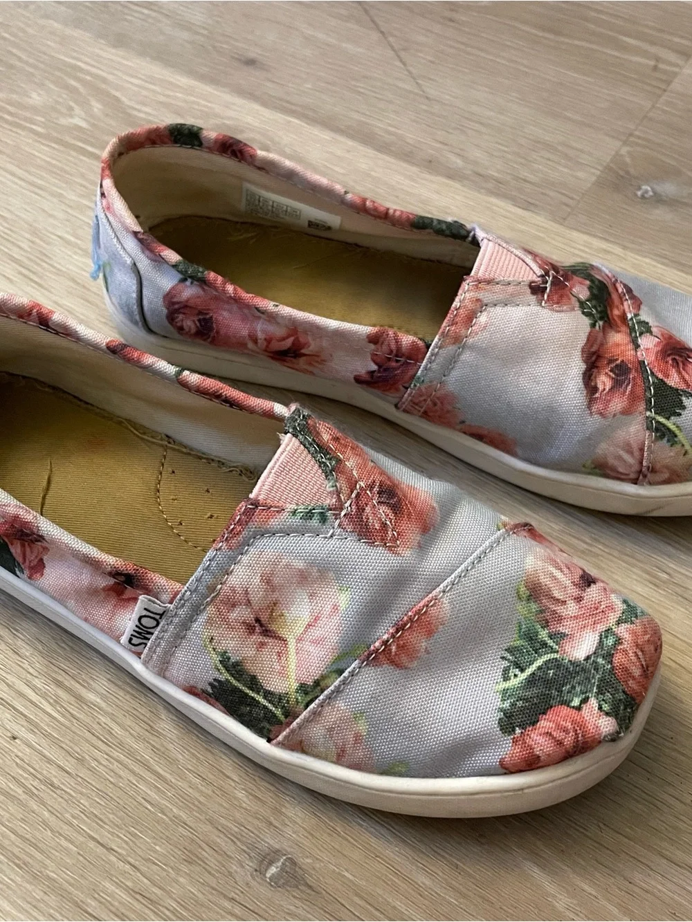 TOMS Floral Slip-On Shoes Kids 3.5